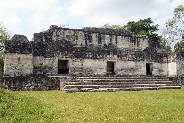 Tikal and Yaxha Overnight Trip by Air from Antigua