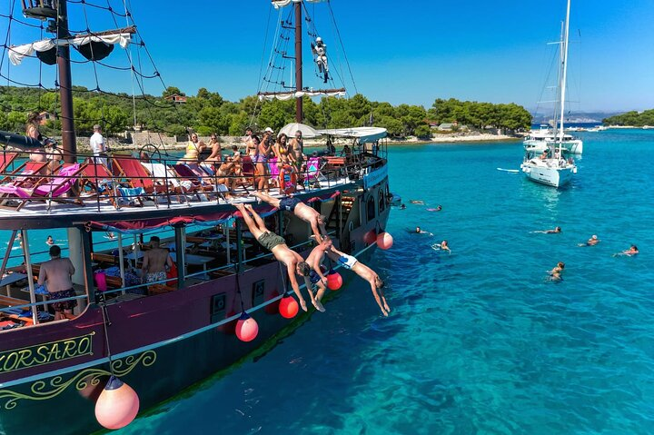 Blue Lagoon Boat Tour with Underwater Museum and Lunch Included - Photo 1 of 25