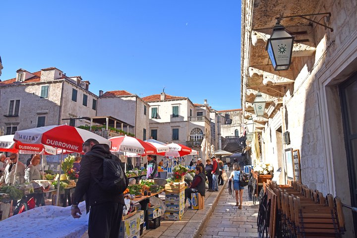 Old Town Market in the morning