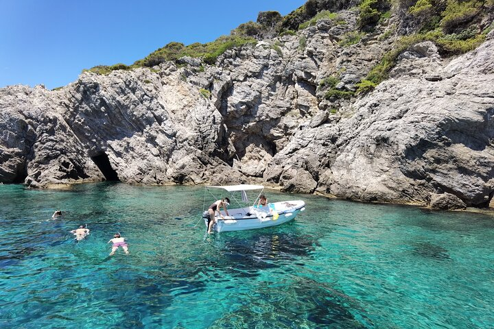 Dubrovnik Self-Drive Boat Rental for up to 6 People - Photo 1 of 4