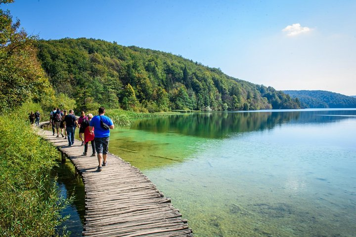 Plitvice Lakes group tour from Zagreb