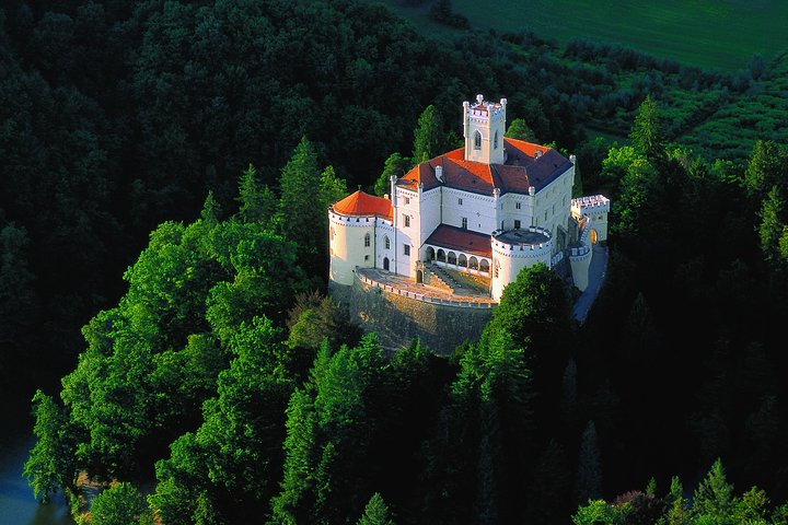 Trakošćan castle