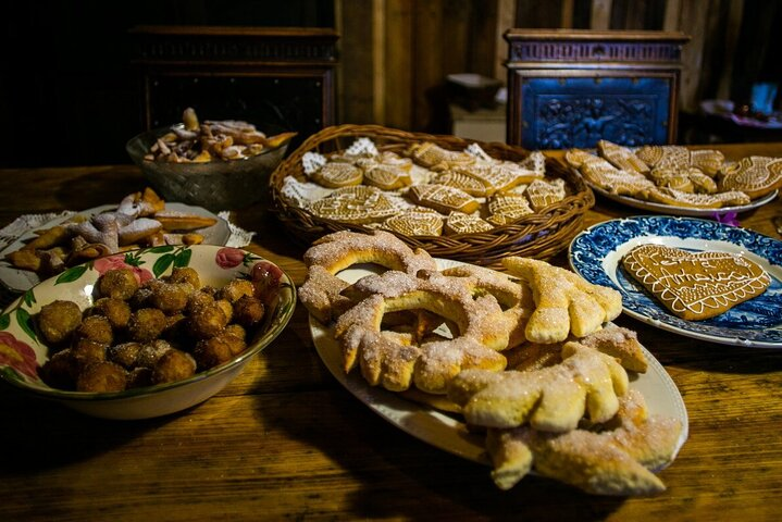 Sweet Hvar - Traditional cookies & Desserts - Photo 1 of 24