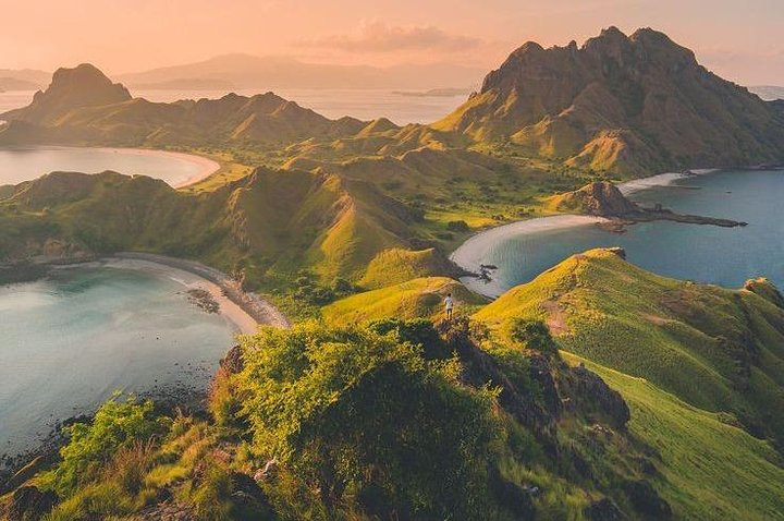 1 Day Komodo Trip By Shared Luxury Fast Boat - Photo 1 of 14