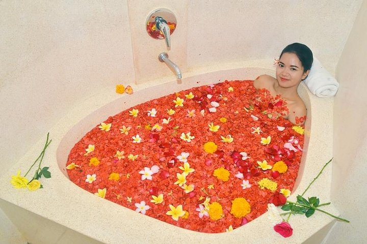 Flower Petal Bath