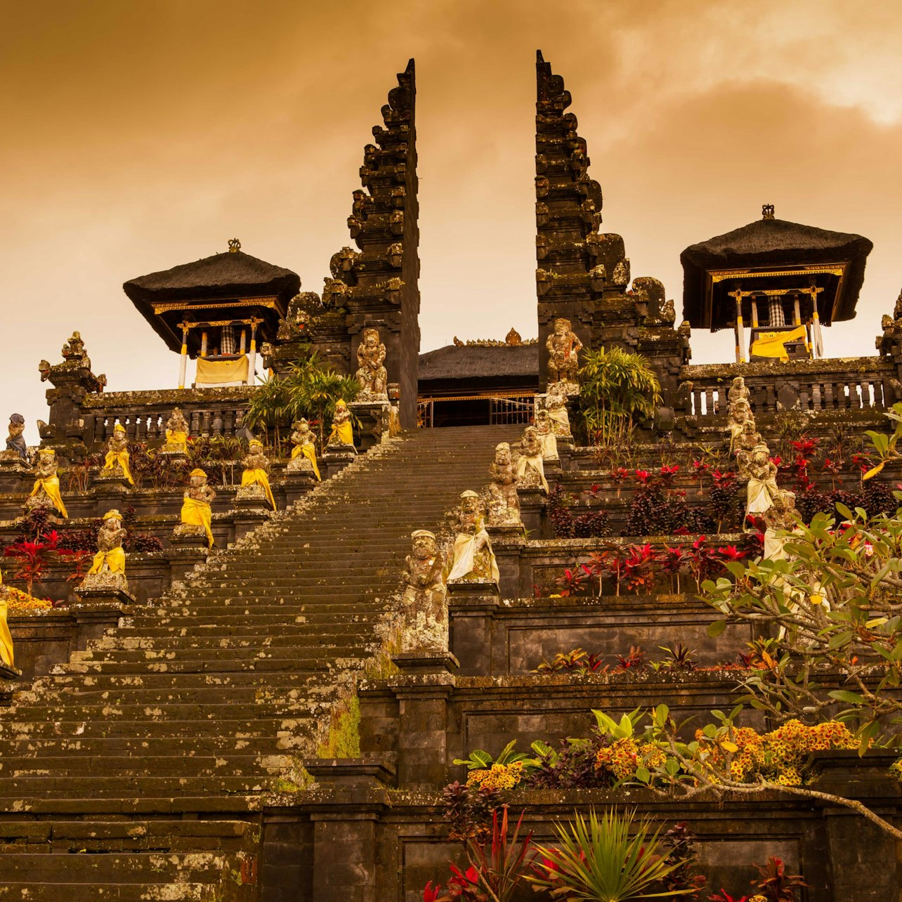 Bali: Besakih Temple & Lempuyang Temple Gates of Heaven Tour with Transfer - Photo 1 of 6