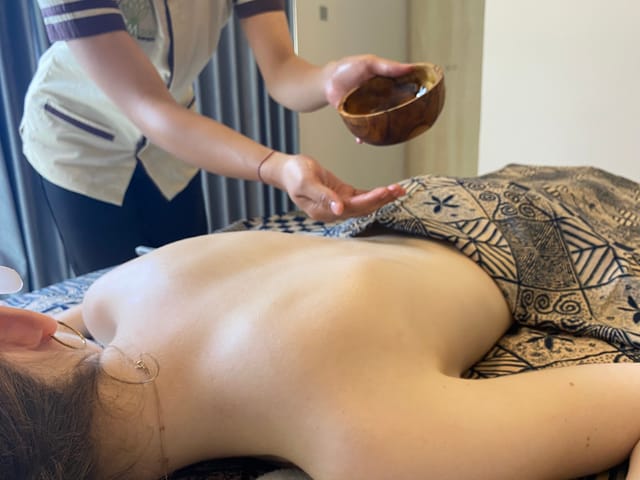 Balinese Massage On-call Service (Hotel or Home) - Photo 1 of 10