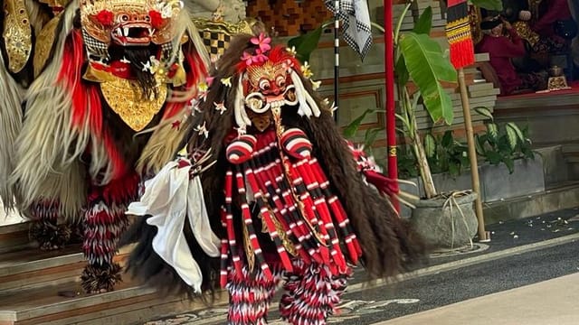 Barong Dance Tickets at Guwang Village Sukawati - Photo 1 of 3