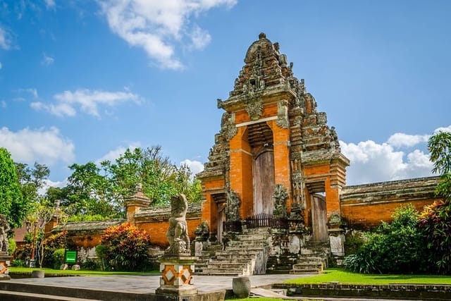 taman ayun royal temple