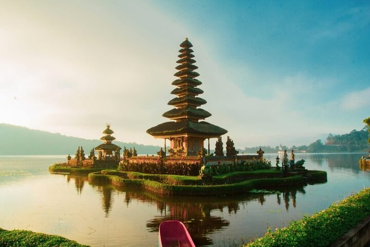 Best of Bali: Lake Bratan Temples, Banyumala Falls, Handara Gate - Photo 1 of 25