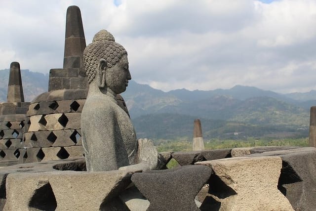 Borobudur Sharing Tour - Photo 1 of 14