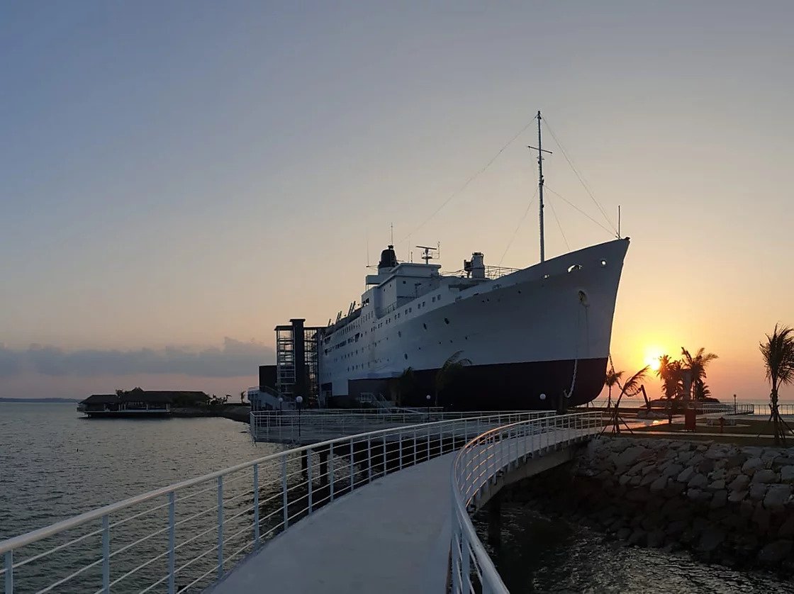 Doulos Phos Ship Heritage Tour with Sunset Dinner - Photo 1 of 10