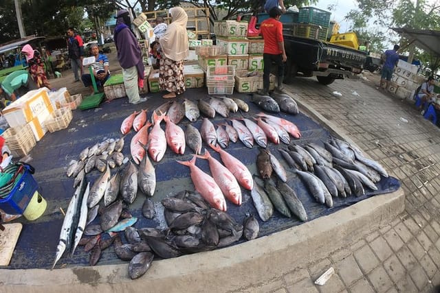 Fish & Traditional Market Package Visit  - Photo 1 of 7