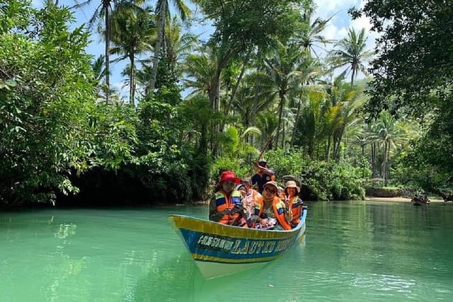 Full Day Tour Pacitan-East java departure from Yogyakarta:Beaches,cave,and River - Photo 1 of 10