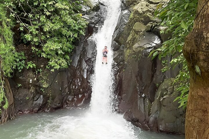 Aling-Aling Waterfall