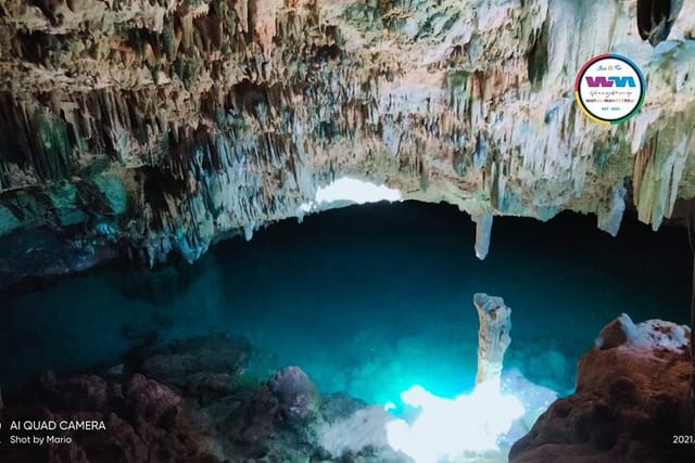 Labuan Bajo,Flores Tour : Rangko Cave, Melo Vilage & Sylvia Sea View Hill  - Photo 1 of 15