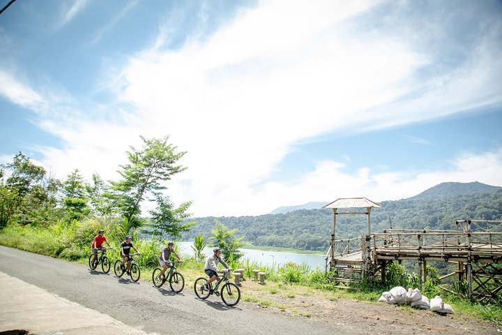 Tamblingan Lakeside Track