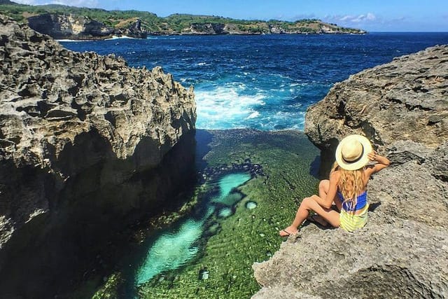 Nusa Penida West-Angel Billabong-Kelingking-Crystal-Broken Beach - Photo 1 of 8