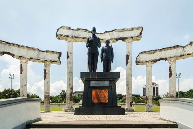 Statue of 1st President of Indonesia on Surabaya Heroes Monument