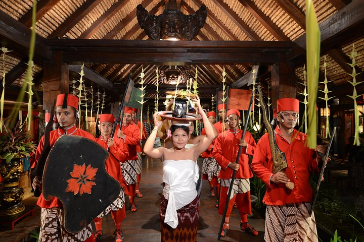 Royal Tugudom - Grand Ceremonial Dining of Majapahit Kingdom - Photo 1 of 2