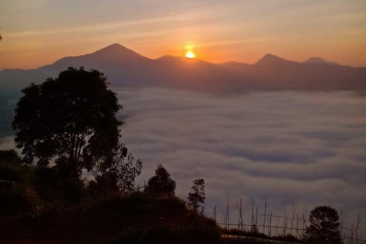 Sunrise Gunung Putri Lembang From Bandung - Photo 1 of 6