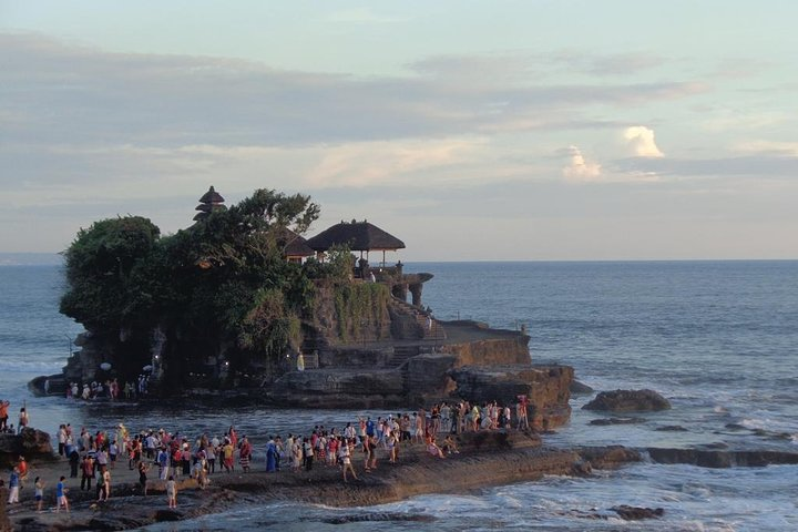 Sunset in Tanah Lot Temple