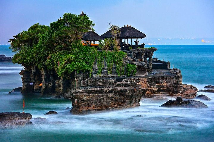 Tanah Lot Temple