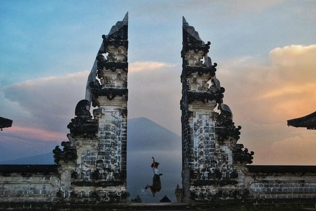 The Gates of Heaven Lempuyang Tours All Inclusive - Photo 1 of 14