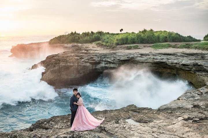 Vacation Photographer in Uluwatu - Photo 1 of 9