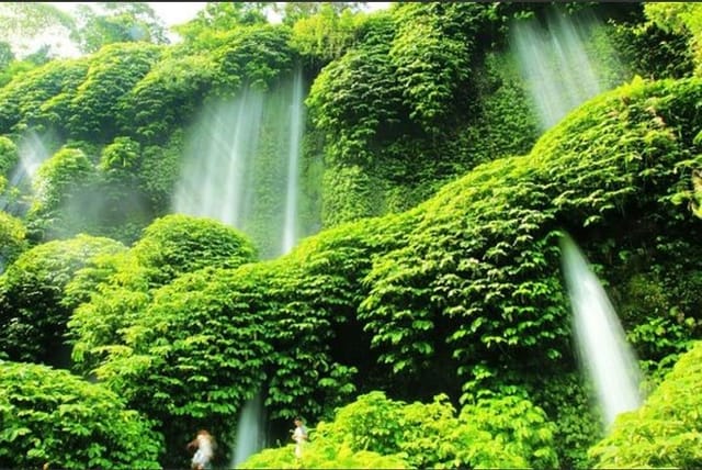 Benang Kelambu Waterfall