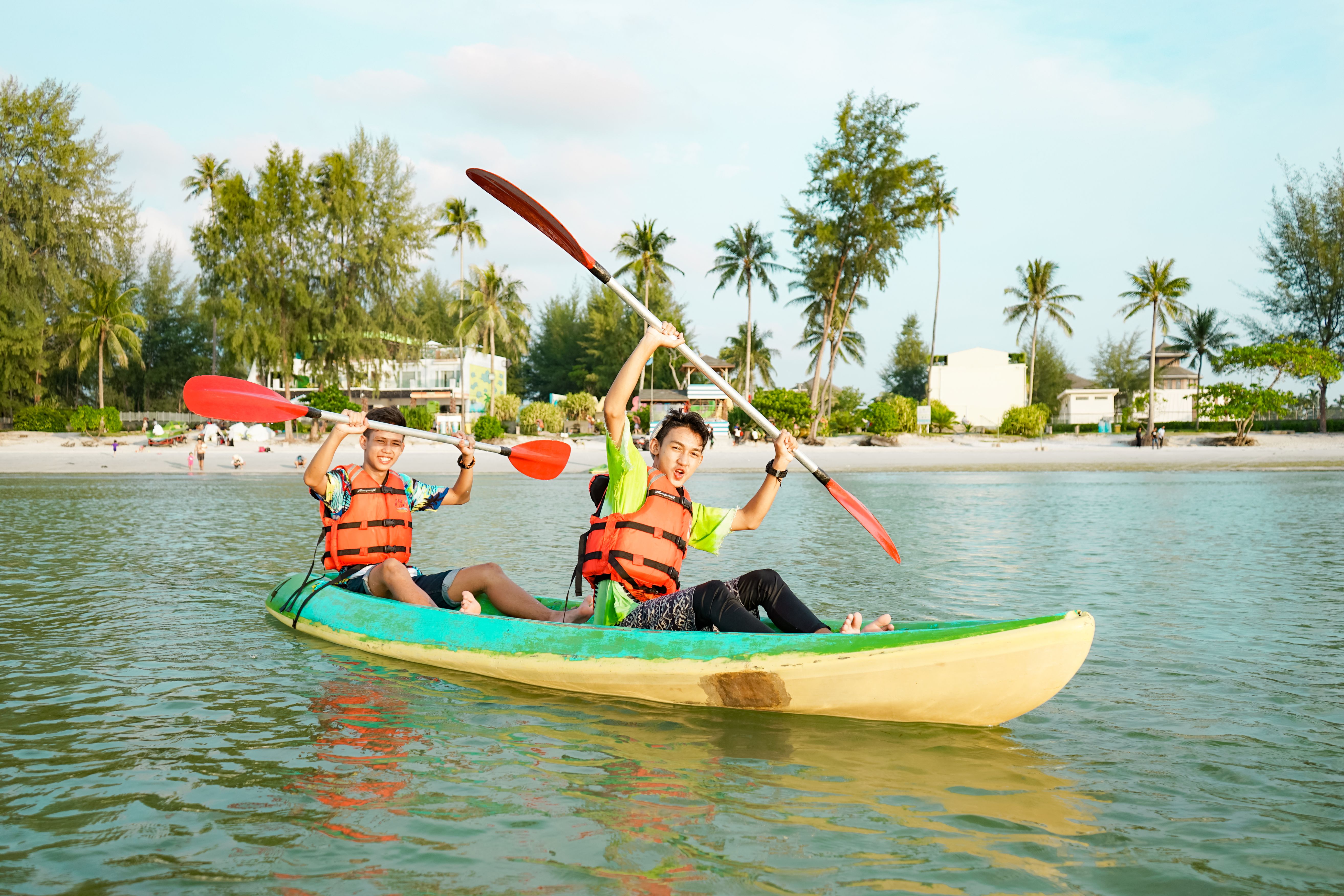 Lagoi Bay Beach Activities and Water Sports - Photo 1 of 10