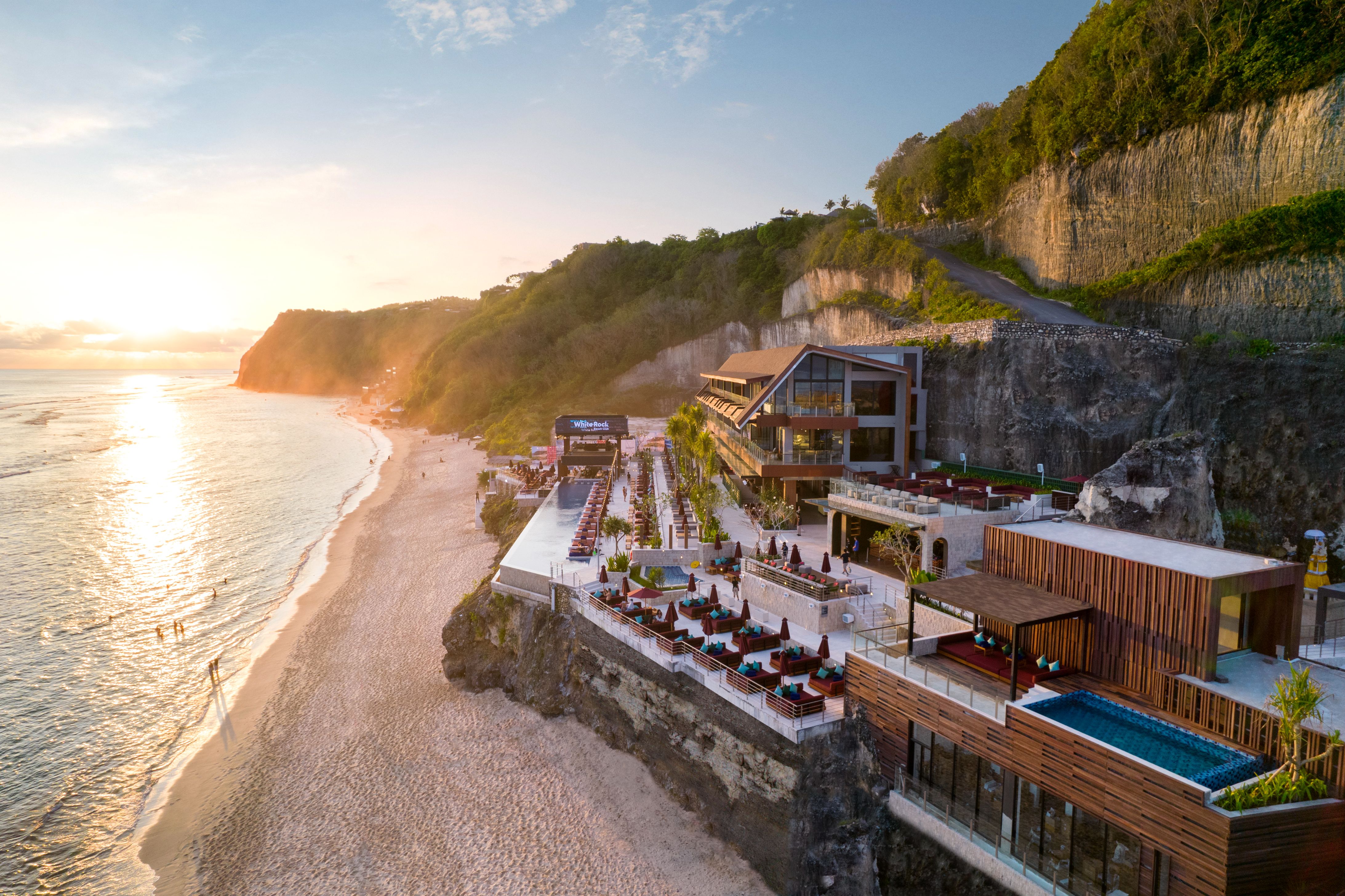 White Rock Beach Club Bali Pass - Photo 1 of 10