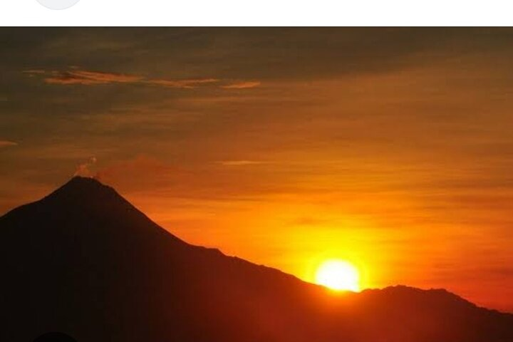 Yogyakarta-Borobudur Tour: Volcano Sunrise Tour