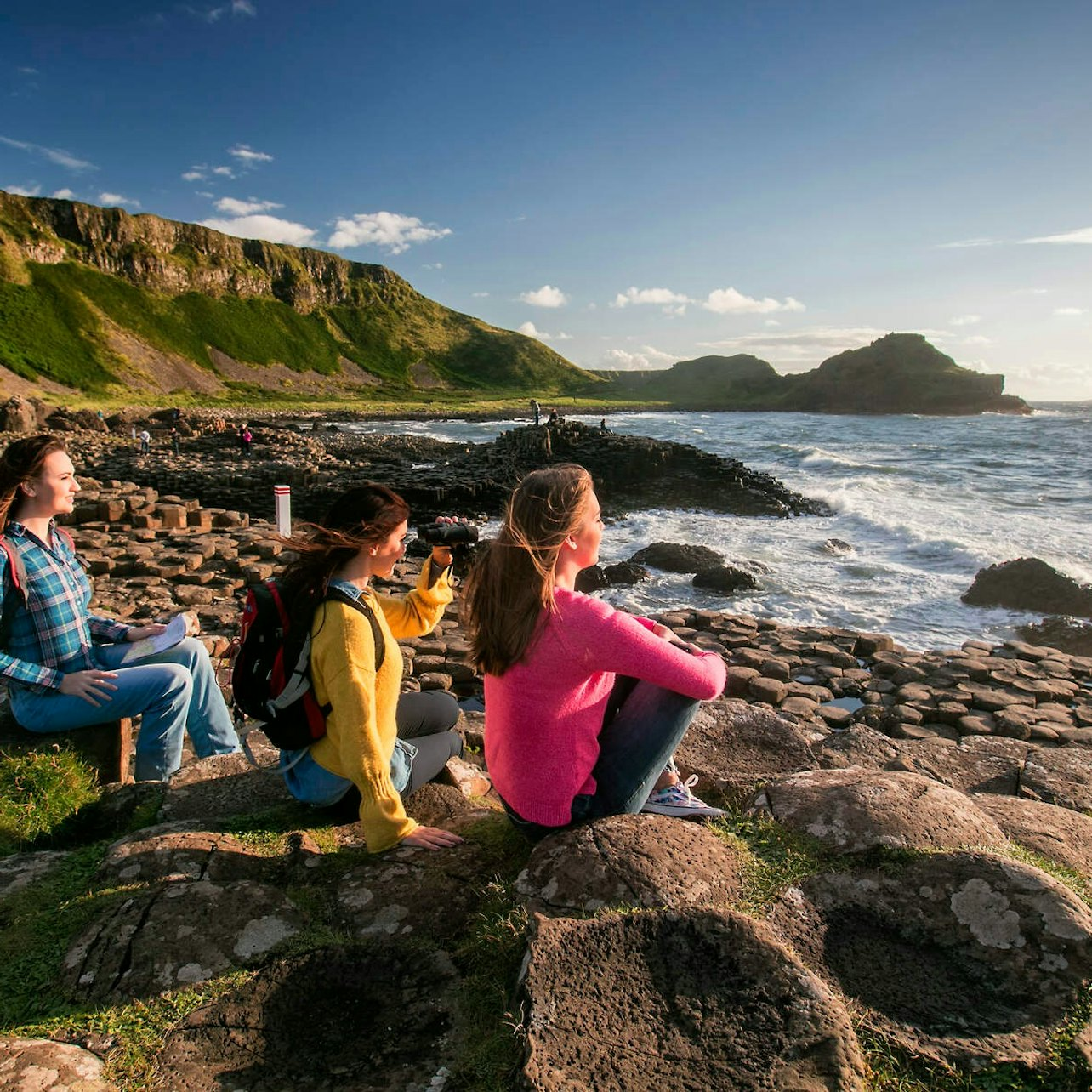 Giant's Causeway, Dunluce Castle, Dark Hedges and Belfast city from Dublin - Photo 1 of 9