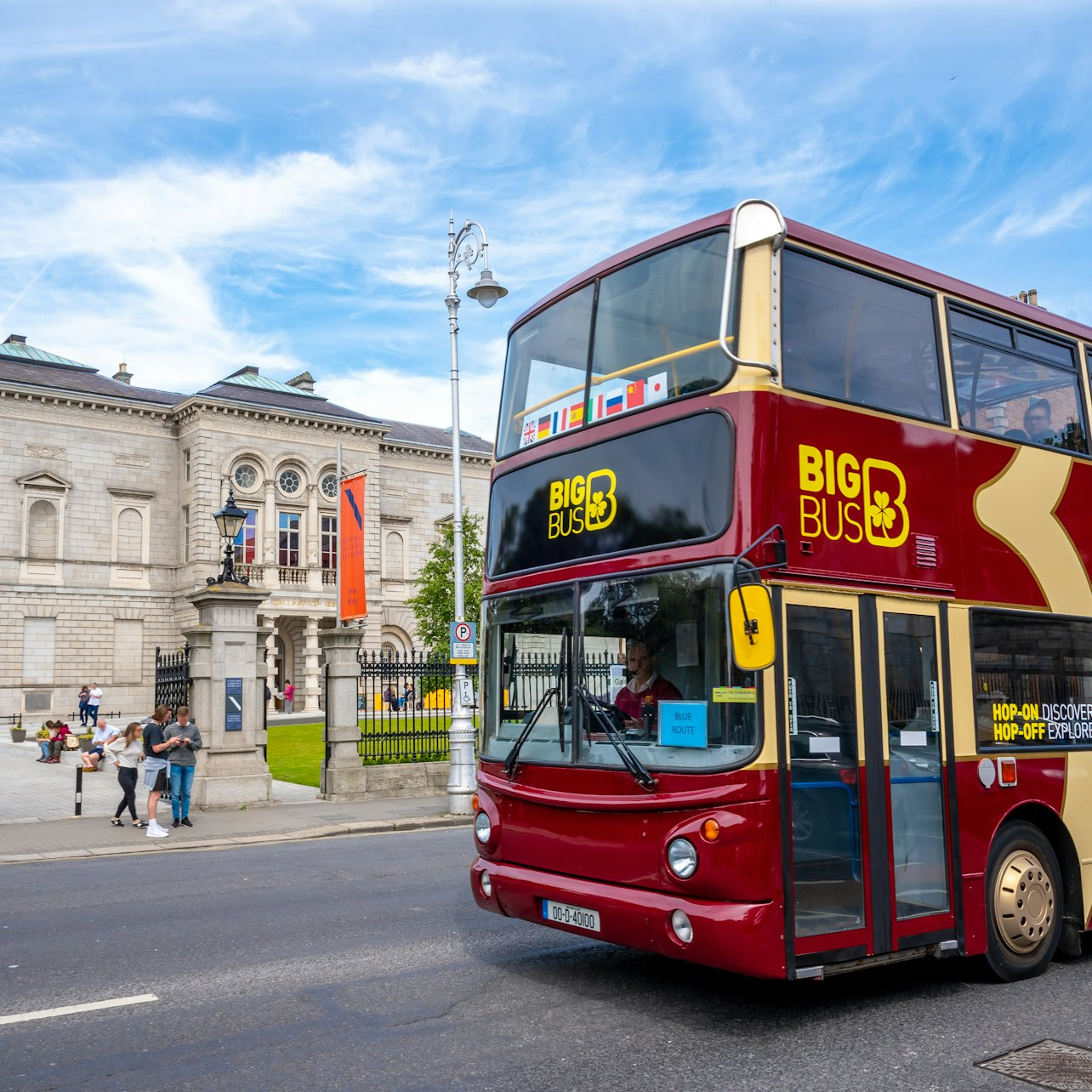 Hop-on Hop-off Bus Dublin - Photo 1 of 8