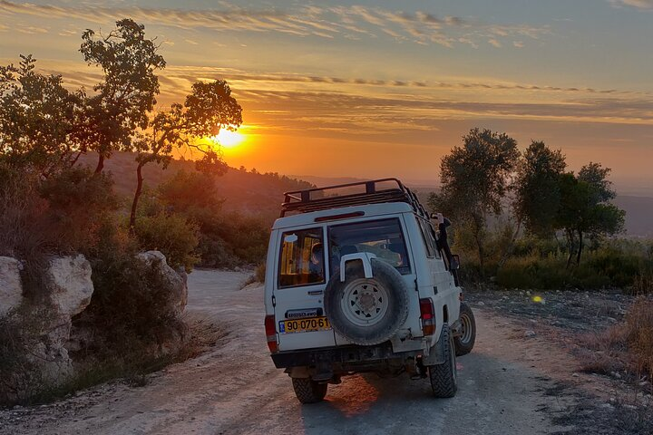 From Jerusalem to Tel Aviv via old roads and tiny springs - Photo 1 of 6