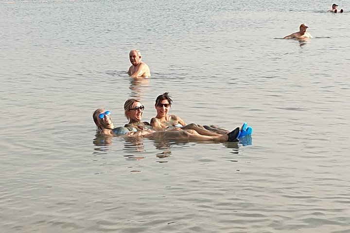 Privet tour to Dead Sea - Photo 1 of 9