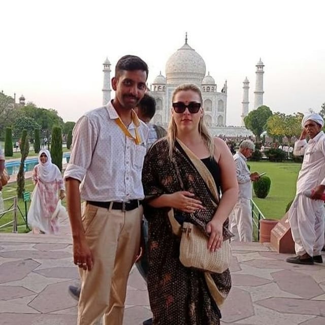 Agra: Guided Tour + Roundtrip Transfer - Photo 1 of 3