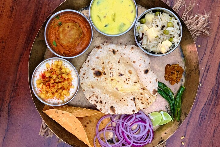 Indian Thali - Indian Cooking Tour