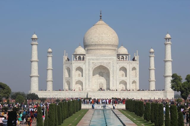 Full-Day Taj Mahal Tour from Hyderabad with Flight Tickets Included - Photo 1 of 7