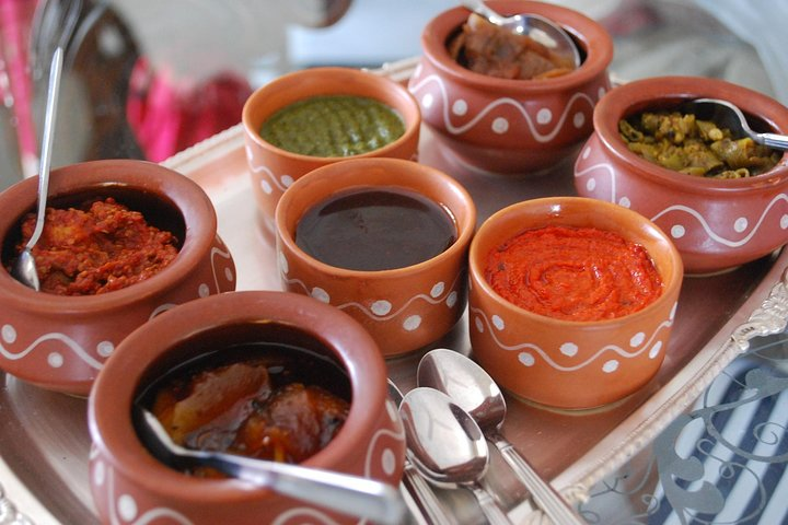 Traditional Mughlai and North Indian dishes