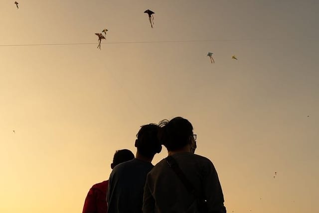 Kite Flying In Lucknow - Photo 1 of 8