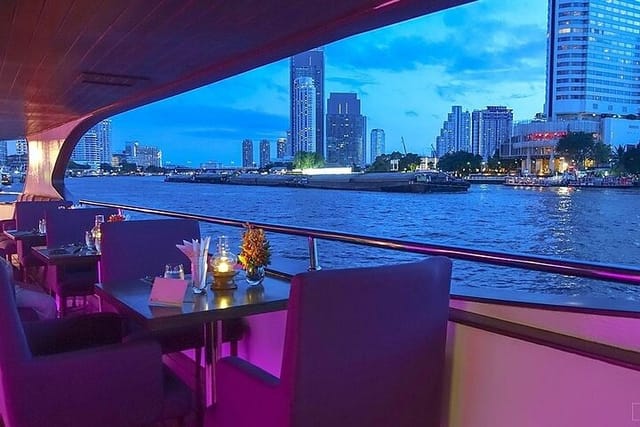 luxurious-grand-pearl-dinner-cruise-in-bangkok_1