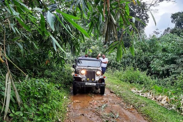 off road jeep safari