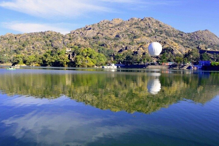 Private Day Tour Of Mount Abu From Udaipur - Photo 1 of 5