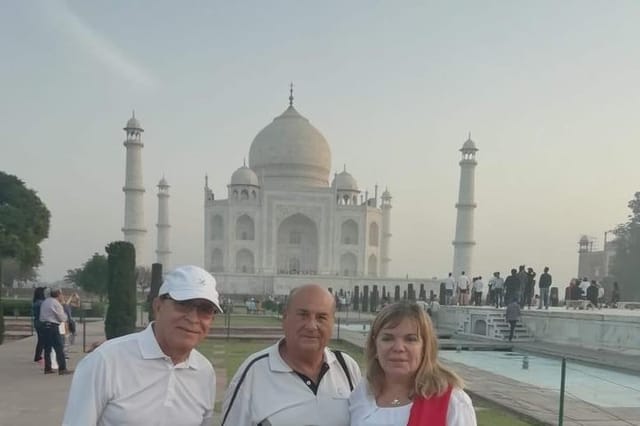 Private Taj Mahal & Agra Fort Tour, Dine with a View - Photo 1 of 6