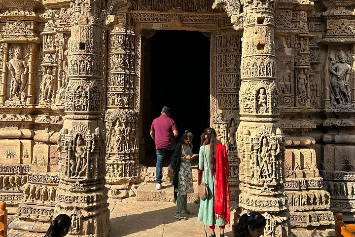 Private Tour of Modhera Sun Temple and Rani ki Vav - Photo 1 of 5