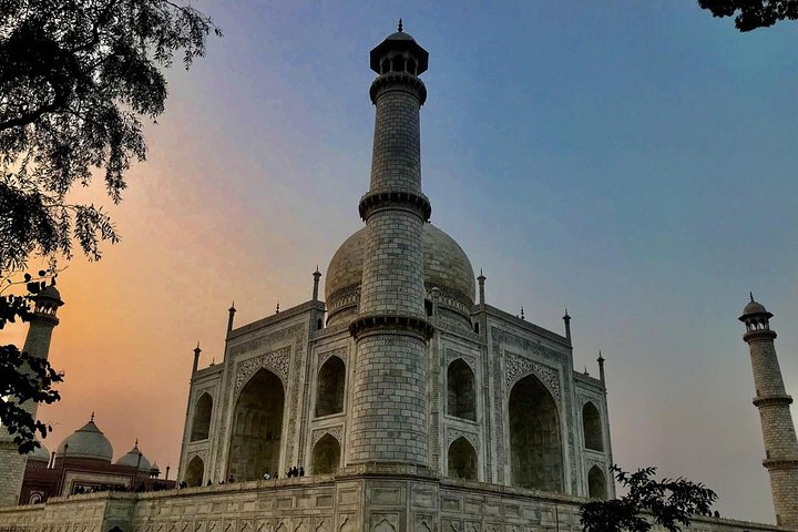 Sunset View of Taj Mahal 