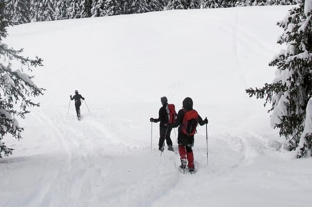 snowshoeing in sethan village