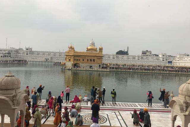 Sunrise and Sunset view of Taj with the Visit to Golden Temple - Photo 1 of 5